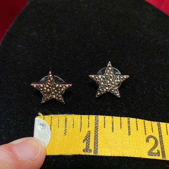 Costume Jewelry - Picture 4 of 4